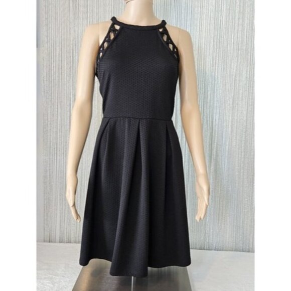 Rewind Dresses & Skirts - Rewind Dress Womens Size Large Lace Sleeveless Ivory Black Back Zip Up Coquette